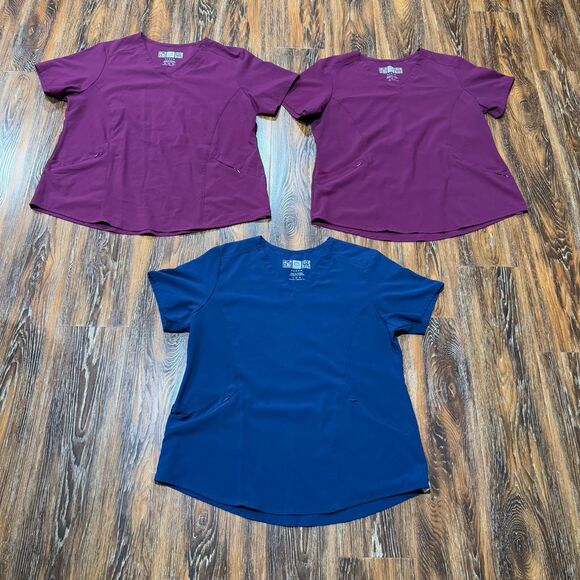 Wonder Wink Women's L / XL Scrub Top Shirts Navy Blue Burgundy / Maroon Large - Picture 1 of 7